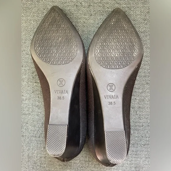 VIVIAIA Deborah Pointed-Toe Stress Free Wedge Heels - Picture 8 of 8